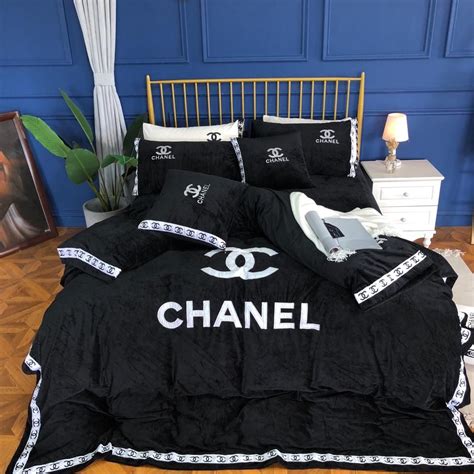 housse de couette chanel noir et blanc|petite maroquinerie chanel.